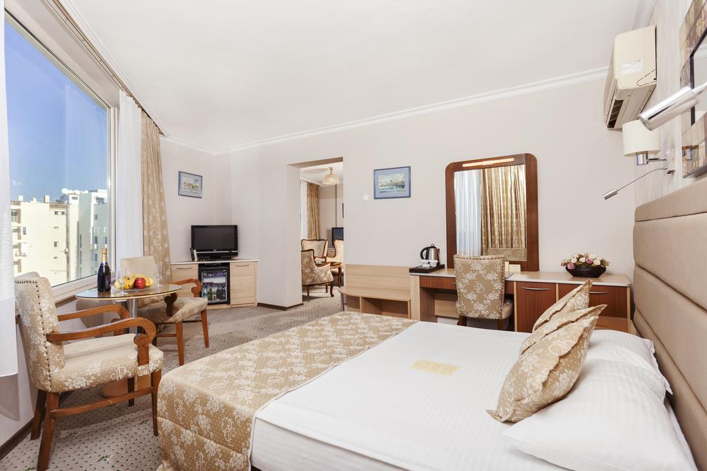 Izmir Palas Hotel Cameră foto