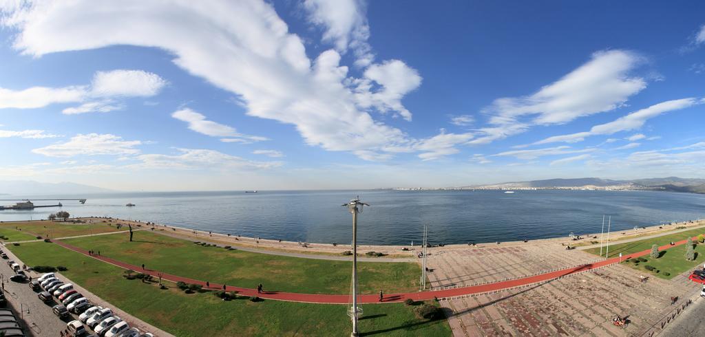 Izmir Palas Hotel Exterior foto